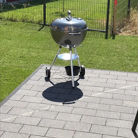 Dom wakacyjny Skandinavisches-ferienhaus-2-reihe-zum-wasser-fuer-6-personen *